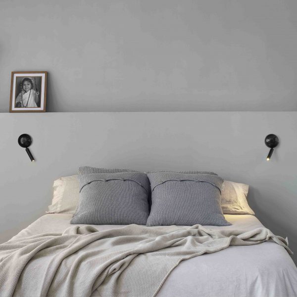 Bedroom lighting, Wall reading light PRESS Black