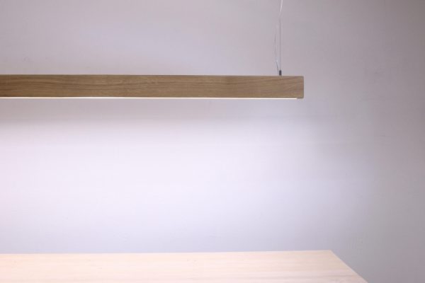 Pakabinami šviestuvai, Pakabinamas medinis šviestuvas SLIM 80cm