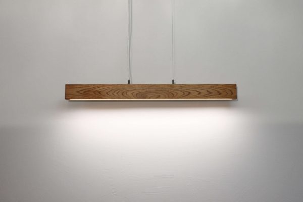 Pakabinami šviestuvai, Pakabinamas medinis šviestuvas SLIM 80cm