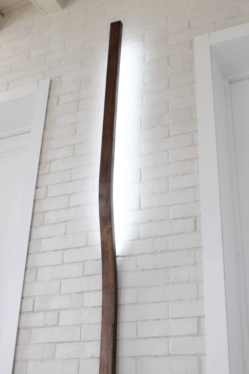 Sieniniai šviestuvai, Sieninis medinis šviestuvas WELLE WL 100cm