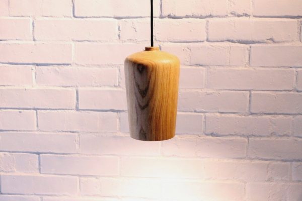Pakabinami šviestuvai, Pakabinamas medinis šviestuvas Wineglass XL