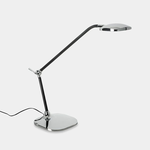 Staliniai šviestuvai, Staline lempa Queen LED 8.3 LED warm-white 3000K ON-OFF Chrome 284lm