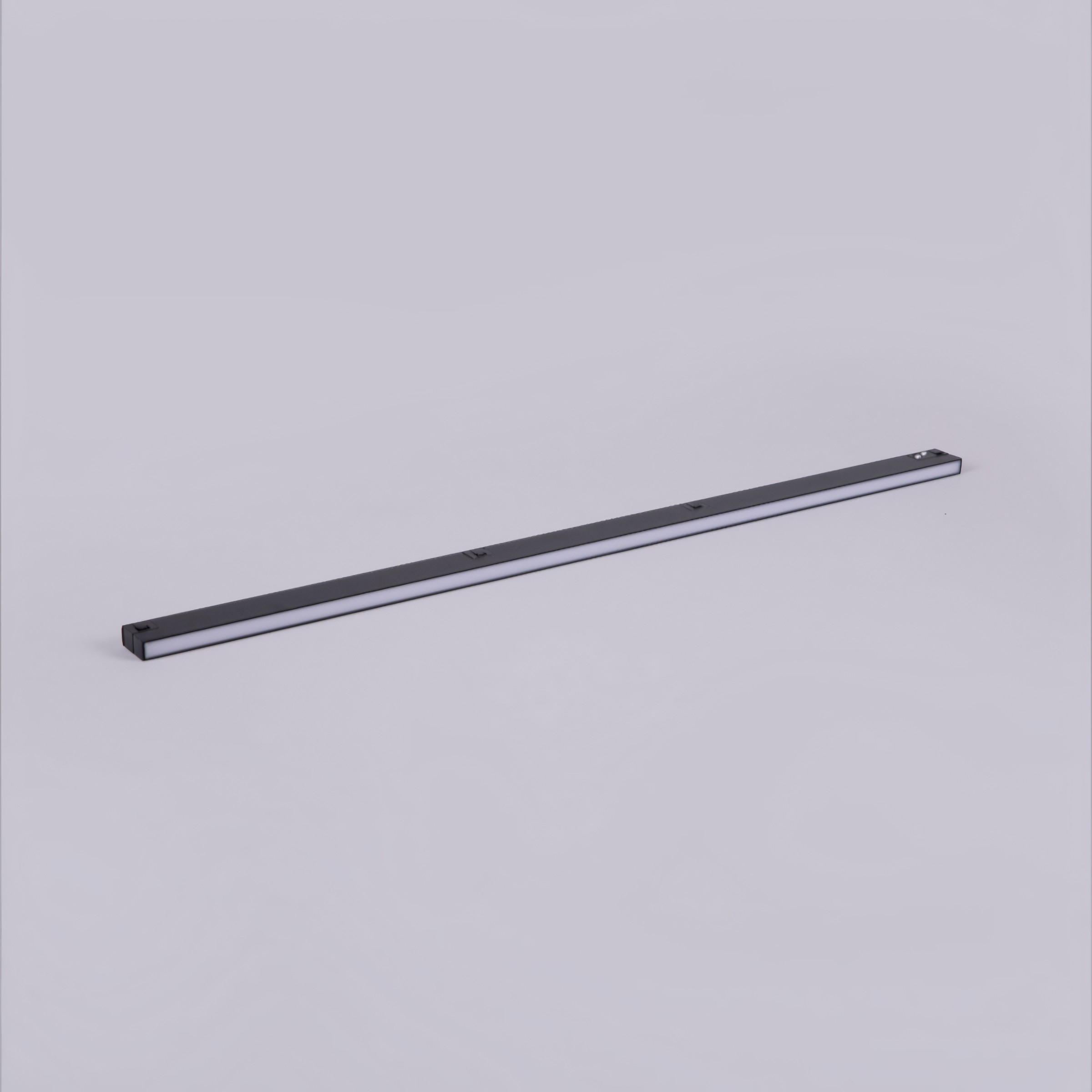 LOONARI SmartLINE STRIPE L CZARNY-1 Loonari, Loonari STRIPE L LED šviestuvas 48V DC magnetinei bėginei sistemai, 20W